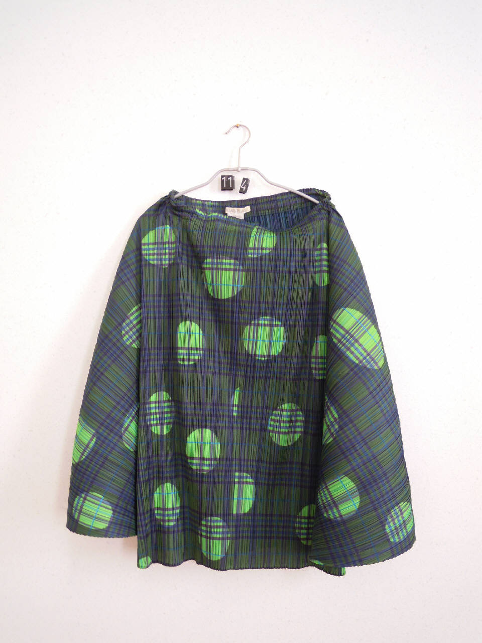 gonna di Pleats Please | Issey Miyake (fine/ inizio secc. XX/ XXI)