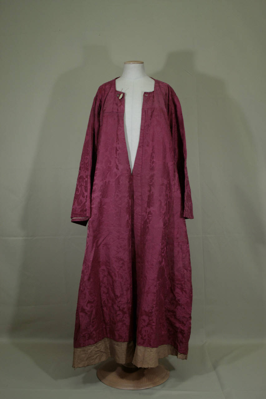 vestaglia da camera maschile - manifattura italiana (metà||primo quarto sec. XVIII||sec. XVII)