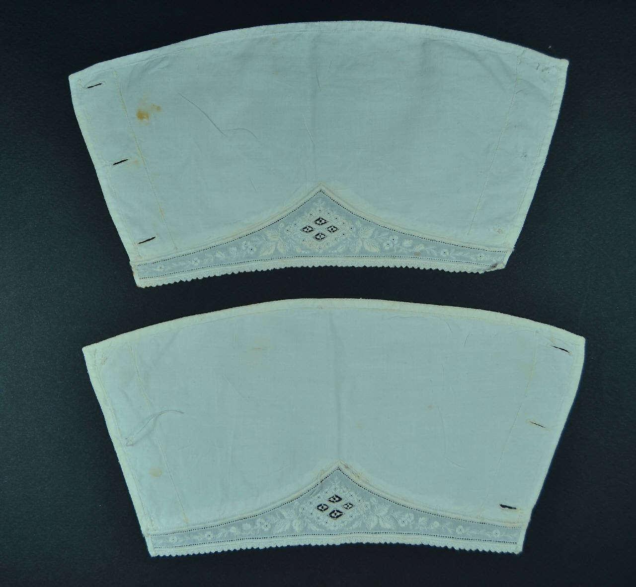 polsino femminile - manifattura italiana (inizio||primo quarto sec. XX||sec. XX)