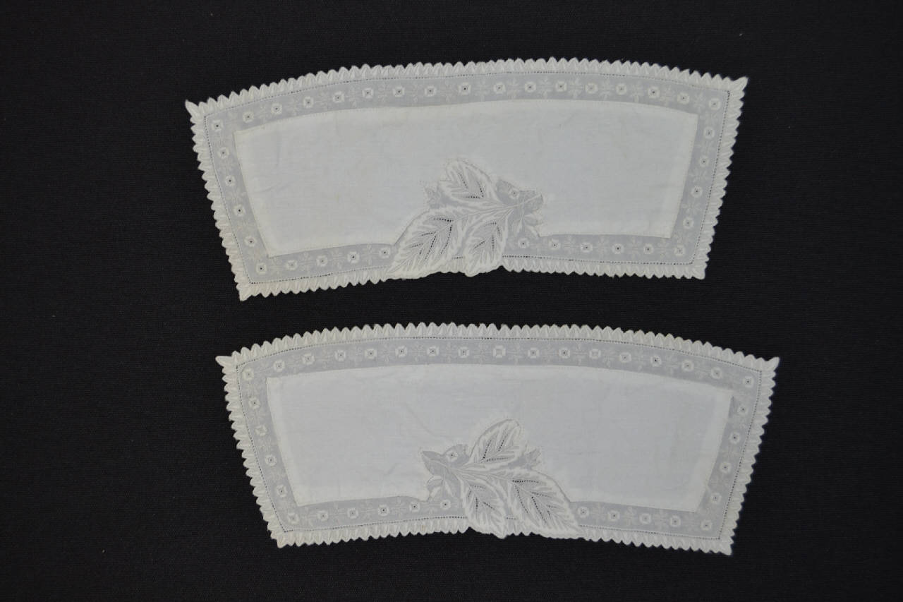 polsino femminile - manifattura italiana (primo quarto sec. XX)