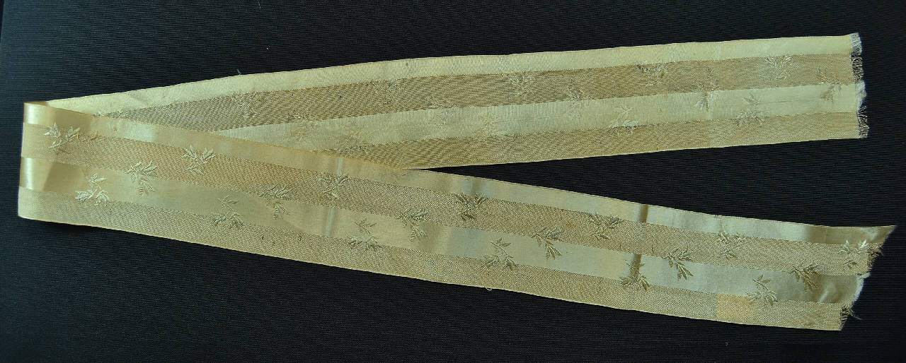 decorazione in merletto - manifattura italiana (ultimo quarto||primo quarto sec. XIX||sec. XX)