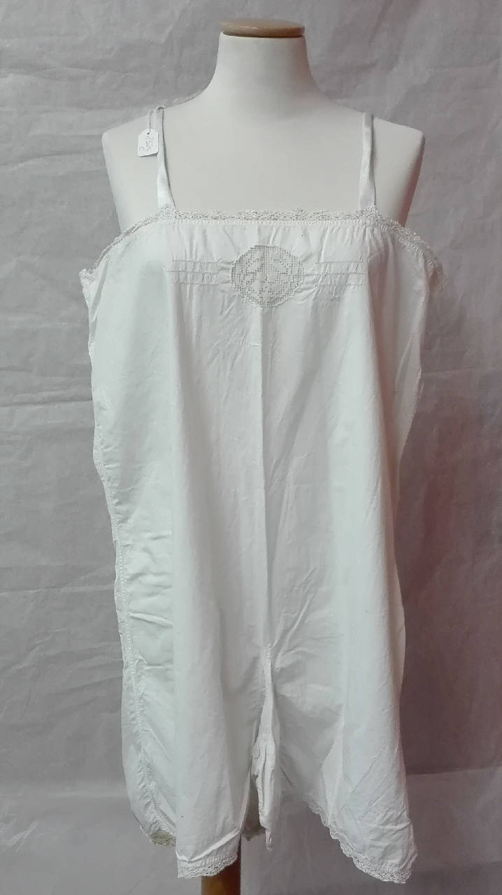 abito femminile - manifattura italiana (prima metà sec. XX)