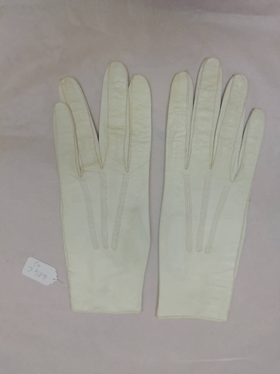 guanto femminile - manifattura italiana (inizio sec. XX)