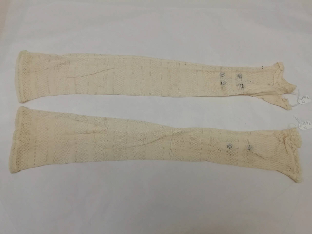 guanto femminile - manifattura italiana (inizio sec. XX)