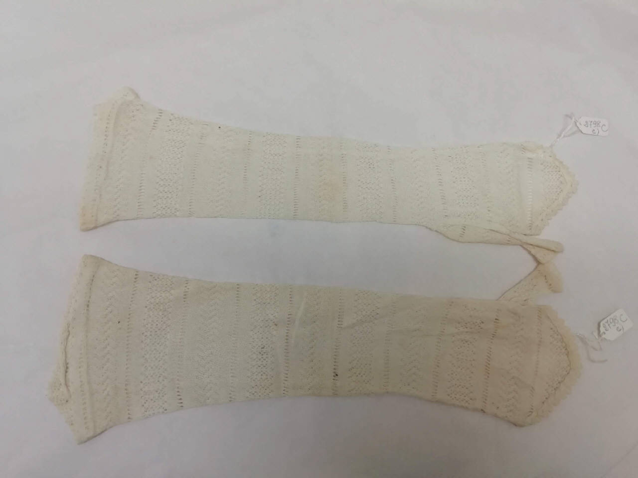 guanto femminile - manifattura italiana (inizio sec. XX)