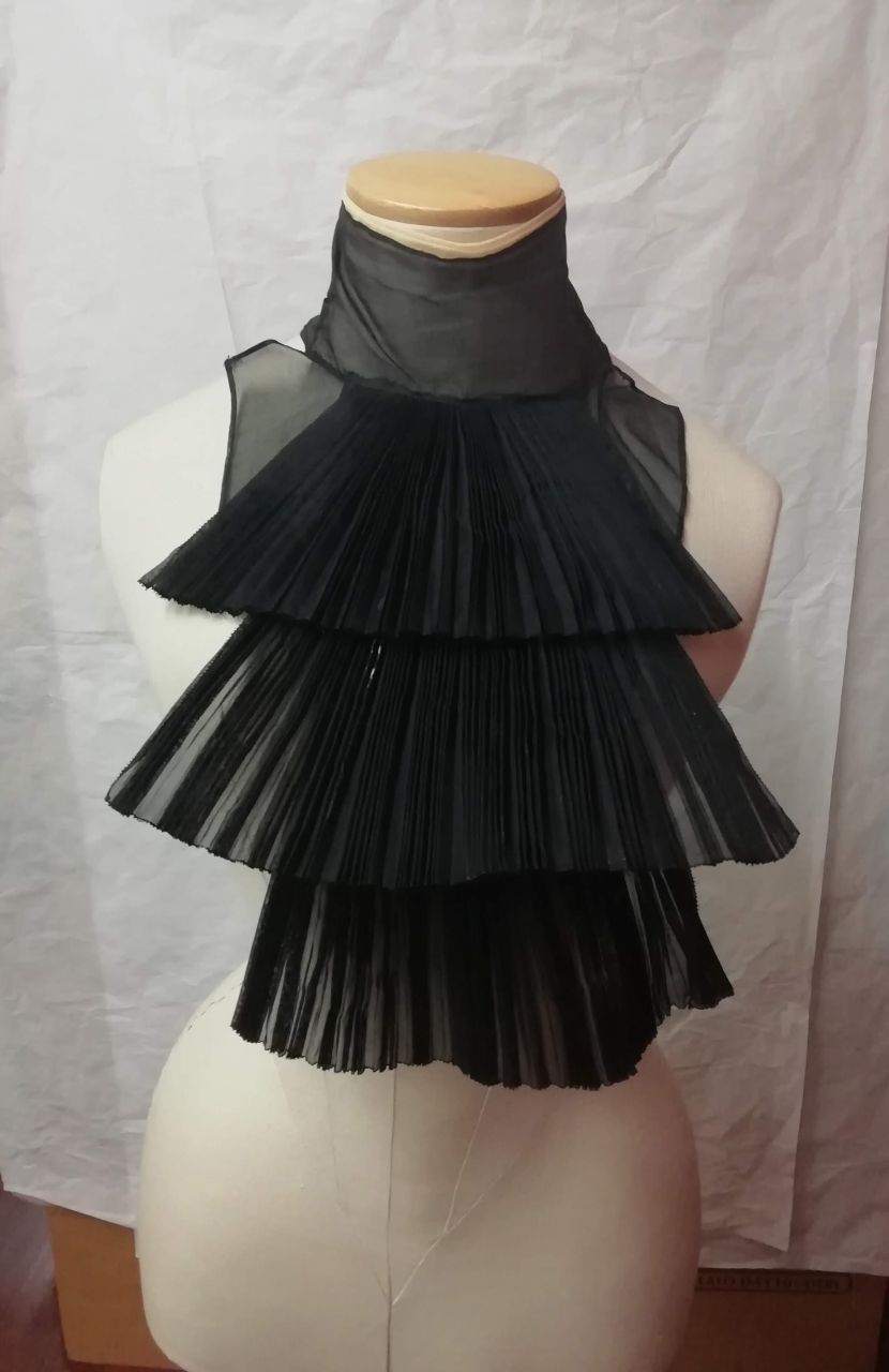 collo - manifattura italiana (inizio sec. XX)