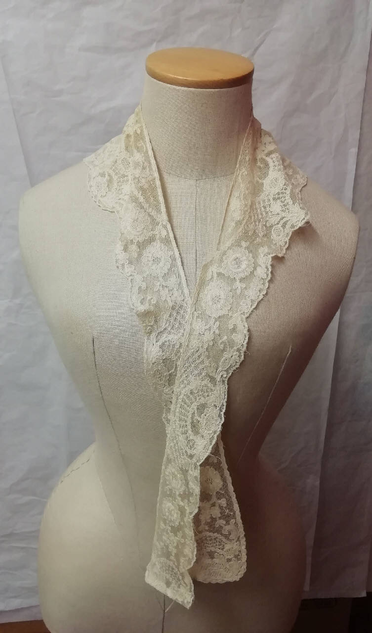 colletto - manifattura italiana (inizio sec. XX)