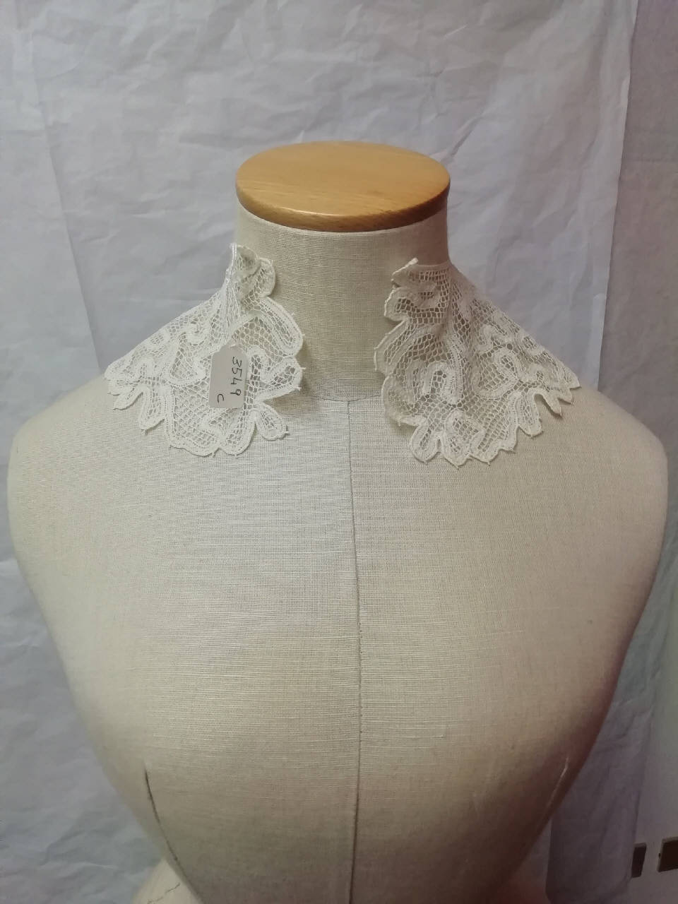 colletto - manifattura italiana (inizio sec. XX)