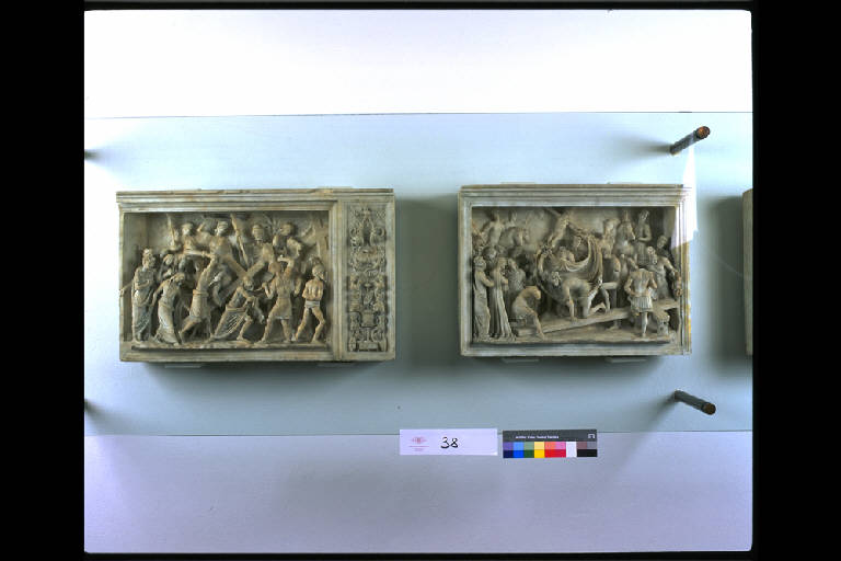 GESÙ DAVANTI A CAIFA ED 'ECCE HOMO' (rilievo scultoreo) di Busti Agostino detto Bambaia (sec. XVI)