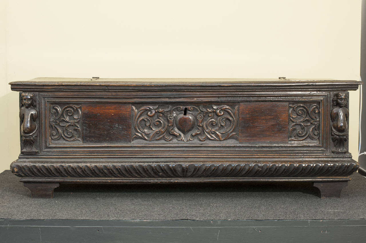 cassone - ambito lombardo (prima metà sec. XVII)