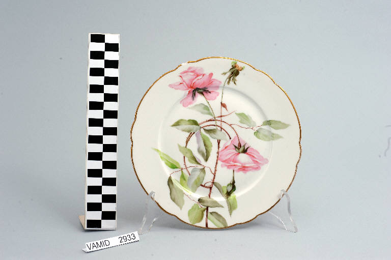 Rose (piatto piano) di Società Ceramica Richard Ginori (primo quarto sec. XX)