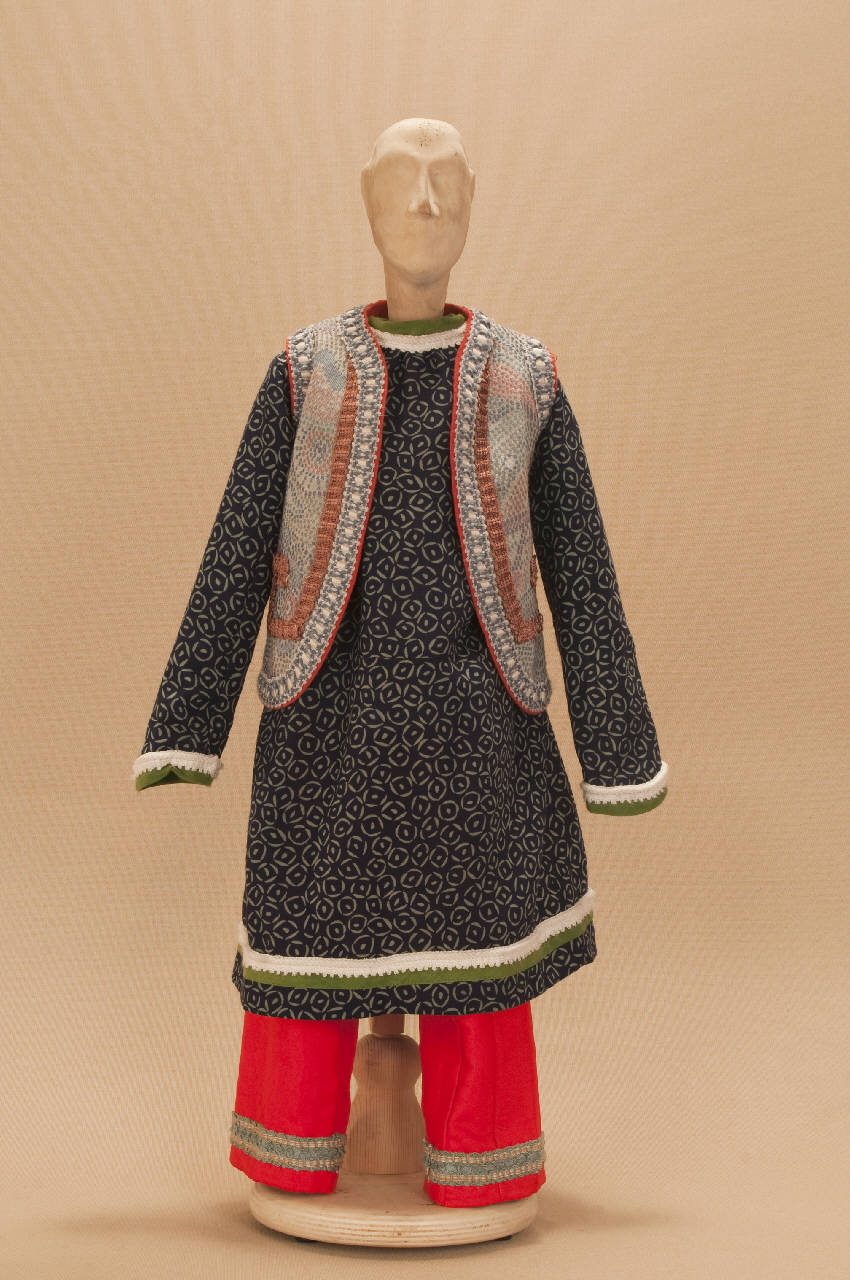 Popolana con cesto (abito di marionetta) di Monti, Eugenio; Associazione Grupporiani - ambito milanese||ambito milanese (inizio sec. XXI)