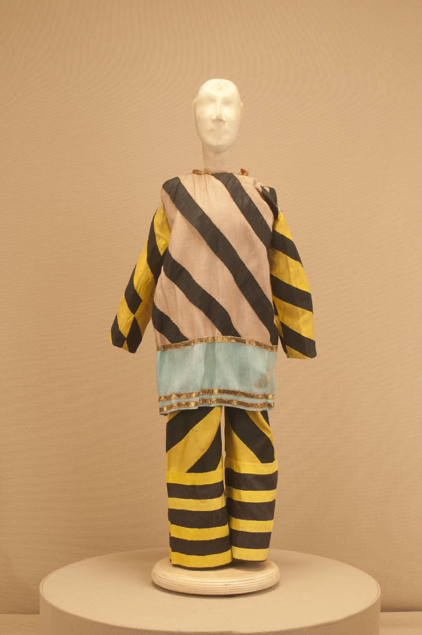 Ribelle combattente (abito di marionetta) di Colla, Rosina; Colla, Carlo II; Associazione Grupporiani - ambito milanese||ambito milanese (secondo quarto sec. XX)