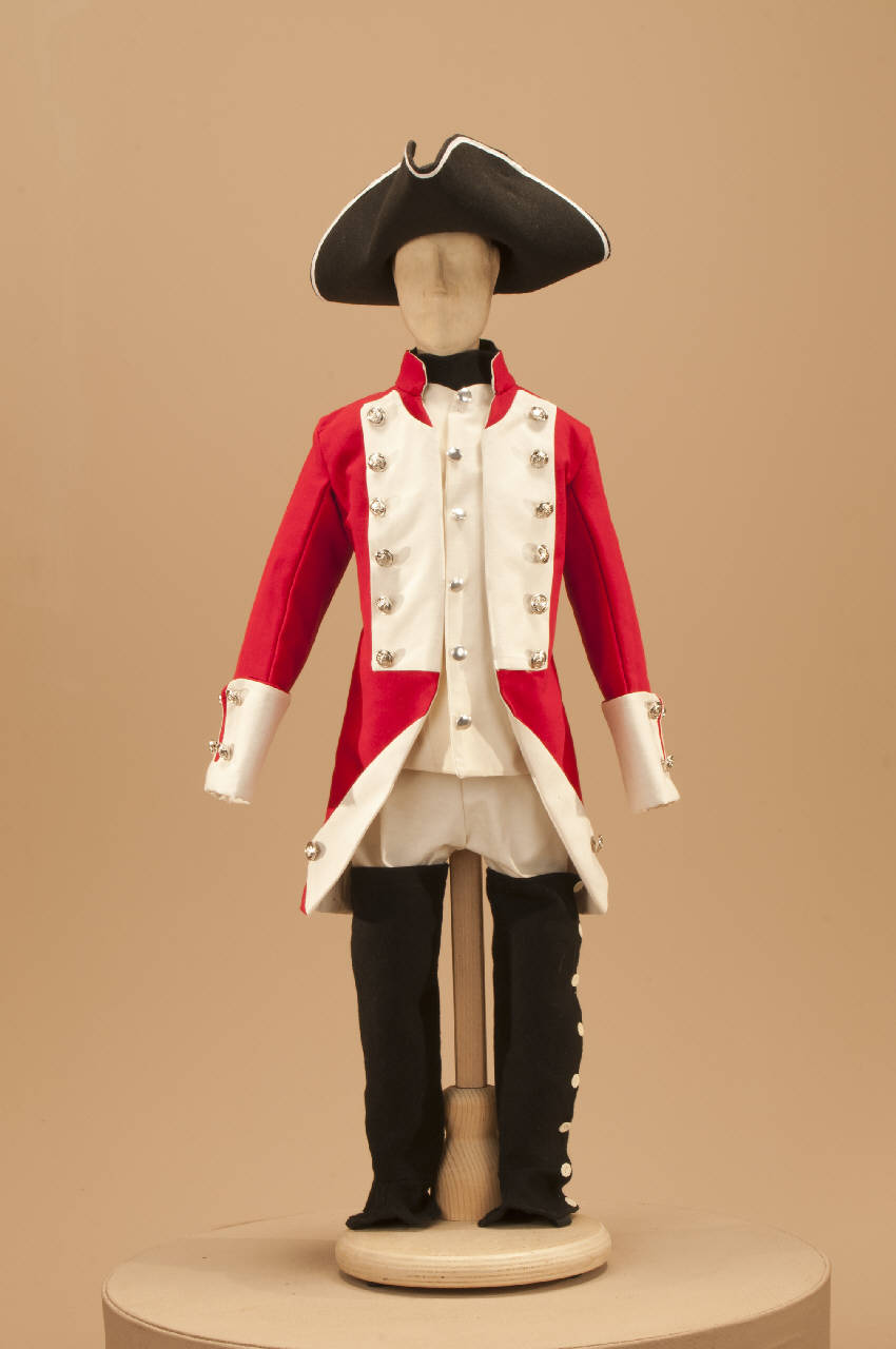 Granatiere (abito di marionetta) di Citterio, Mariagrazia; Citterio, Mariagrazia - ambito milanese||ambito milanese (primo quarto sec. XXI)