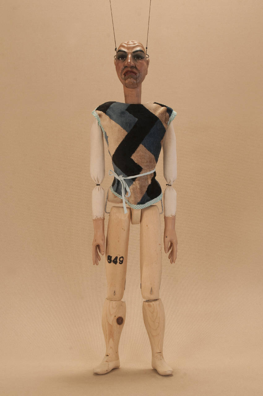 Sacerdote (marionetta) di Citterio, Franco - ambito milanese (fine sec. XX)