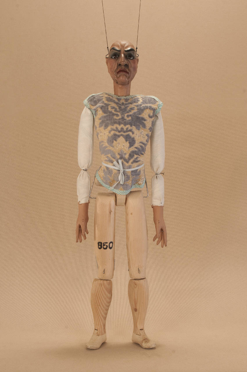 Sacerdote (marionetta) di Citterio, Franco - ambito milanese (fine sec. XX)