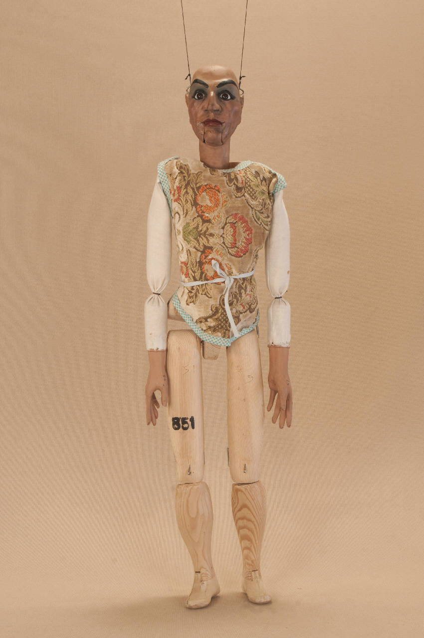 Sacerdote (marionetta) di Citterio, Franco - ambito milanese (fine sec. XX)