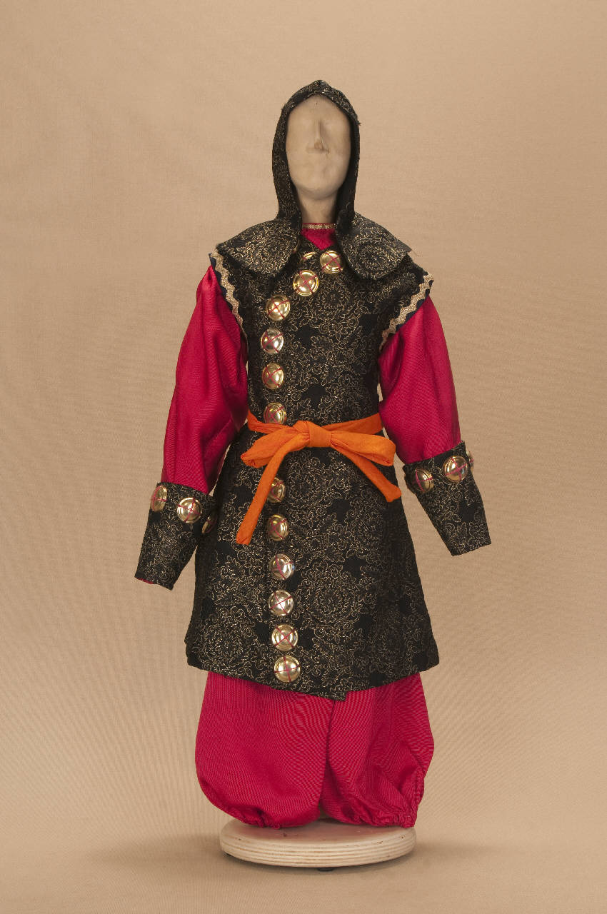 Guardia (abito di marionetta) di Monti, Eugenio; Associazione Grupporiani - ambito milanese||ambito milanese (inizio sec. XXI)