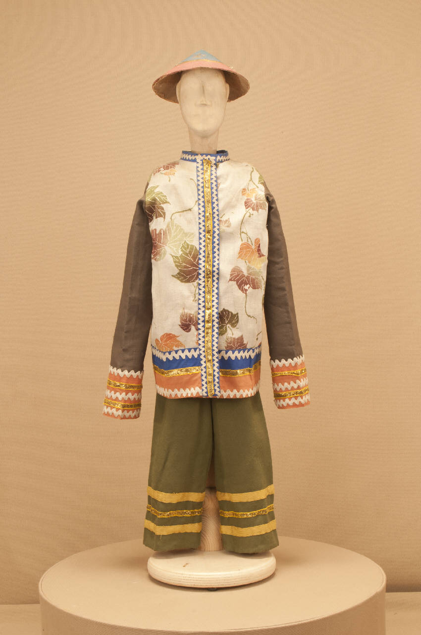 Portatore portantina (abito di marionetta) di Colla, Rosina; Colla, Carlo II; Compagnia Carlo Colla e Figli; Colla, Giuseppe - ambito italia settentrionale||ambito milanese||ambito milanese||ambito milanese (secondo quarto||secondo quarto sec. XIX||sec. XX)