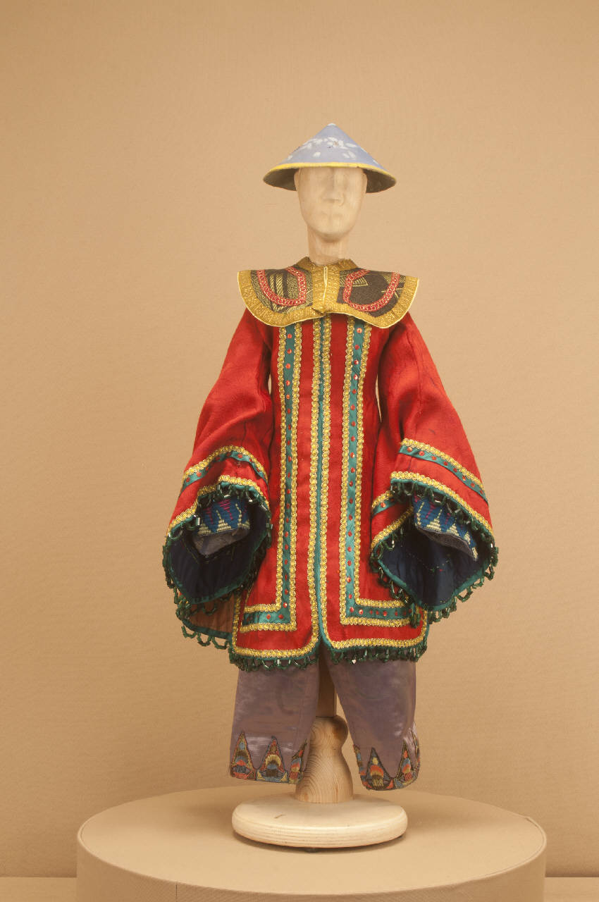 Seguace Principe ribelle (abito di marionetta) di Colla, Giuseppe; Colla, Carlo II; Colla, Rosina; Compagnia Carlo Colla e Figli (realizzazione; ; ; realizzatore) - ambito milanese||ambito milanese||ambito milanese||ambito milanese (secondo quarto||secondo quarto sec. XIX||sec. XX)