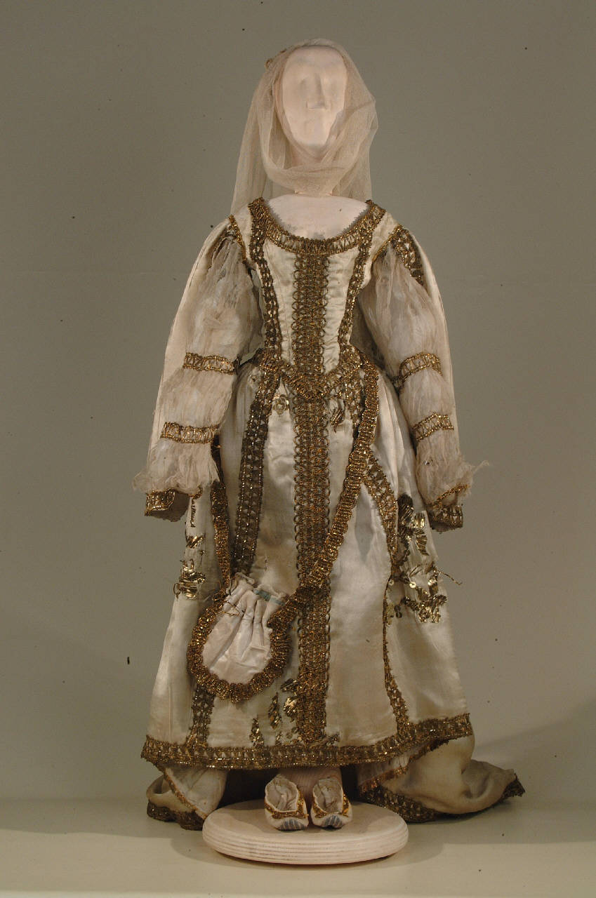 Regina Isabella C (abito di marionetta) di Compagnia Carlo Colla e Figli - ambito Italia settentrionale (seconda metà sec. XIX)