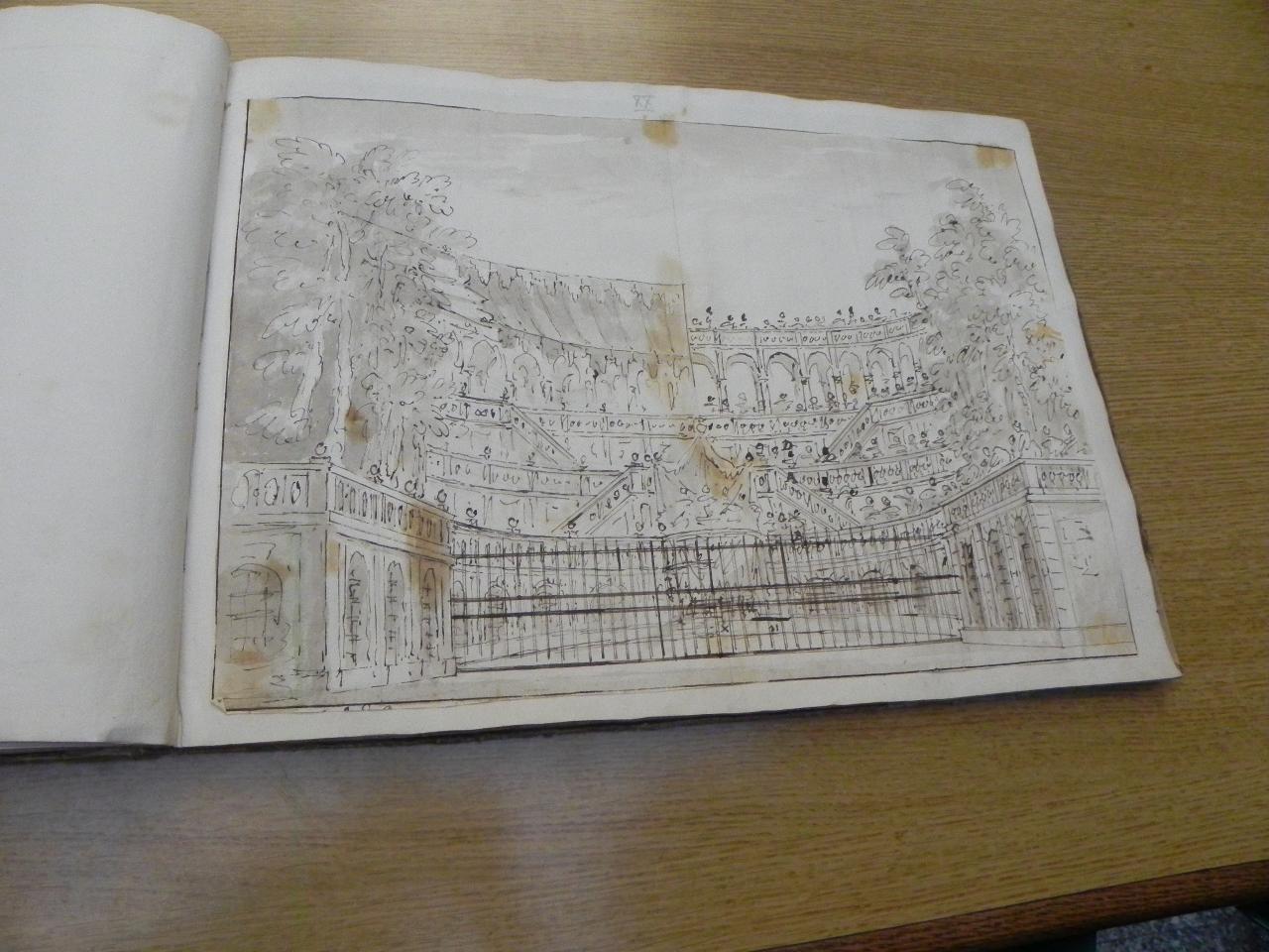 Anfiteatro chiuso da cancelli, Anfiteatro (disegno per scenografia) di Galliari, Giovanni il Giovane detto Giovannino; Galliari, Fabrizio (attribuito; attribuito) - ambito Italia settentrionale (sec. XVIII)