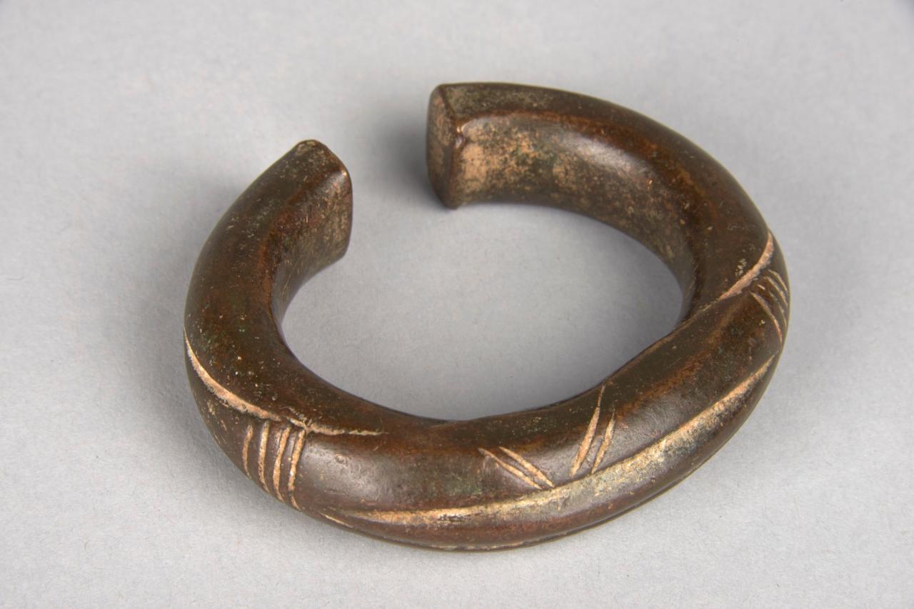 bracciale - ambito Africa (sec. XX)