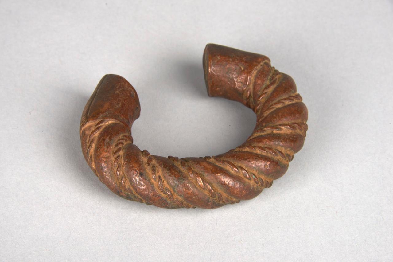 bracciale - ambito Africa (sec. XX)