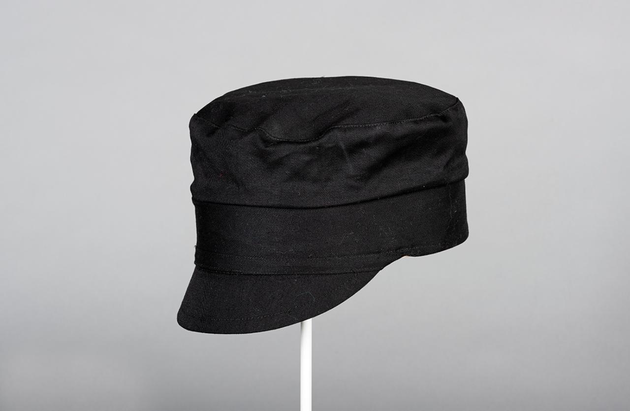 cappello - ambito Europa (sec. XX)