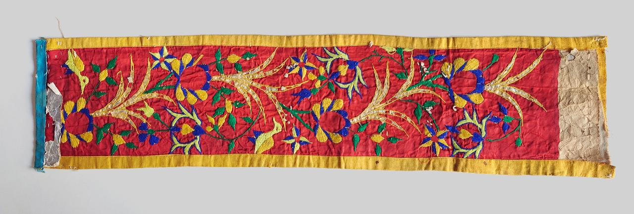Fiori (frammento di paramento) - ambito Sud America (sec. XX)