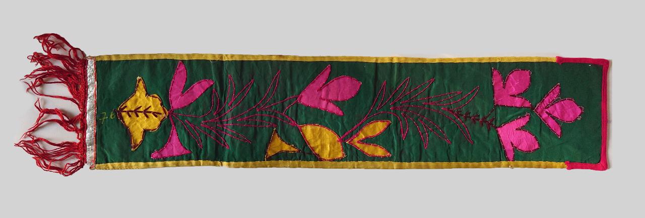 Fiori (frammento di paramento) - ambito Sud America (sec. XX)