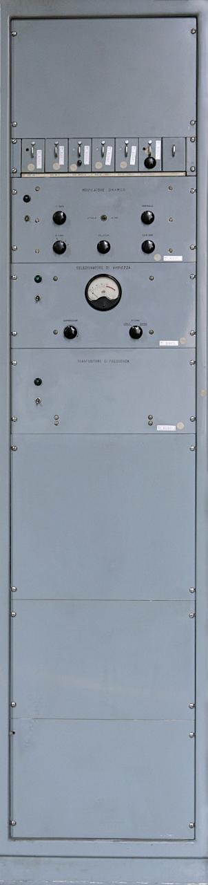 telaio studio fonologia di Lietti, Alfredo; RAI (terzo quarto||terzo quarto||terzo quarto||terzo quarto||terzo quarto||terzo quarto sec. XX||sec. XX||sec. XX||sec. XX||sec. XX||sec. XX)