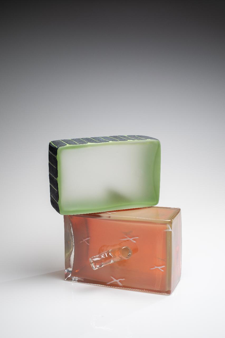 Icon #2110 Stacking Group (scultura) di Yoshizumi, Ayano (sec. XXI)