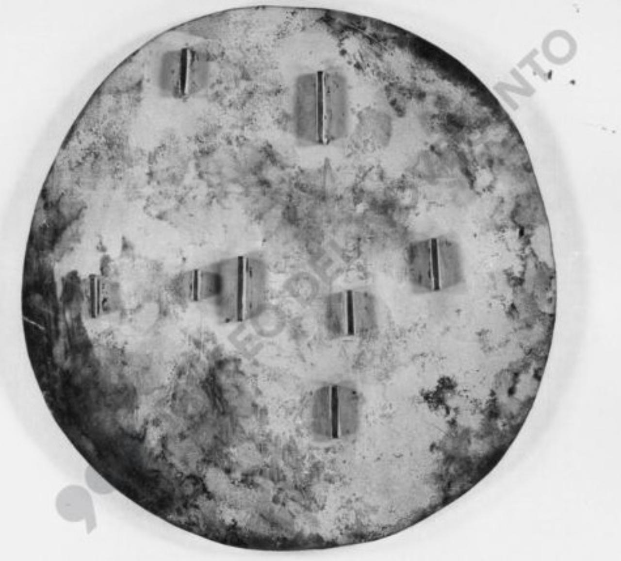 Medaglia saldata, composizione astratta (bassorilievo) di Guerrini, Lorenzo (seconda metà sec. XX)