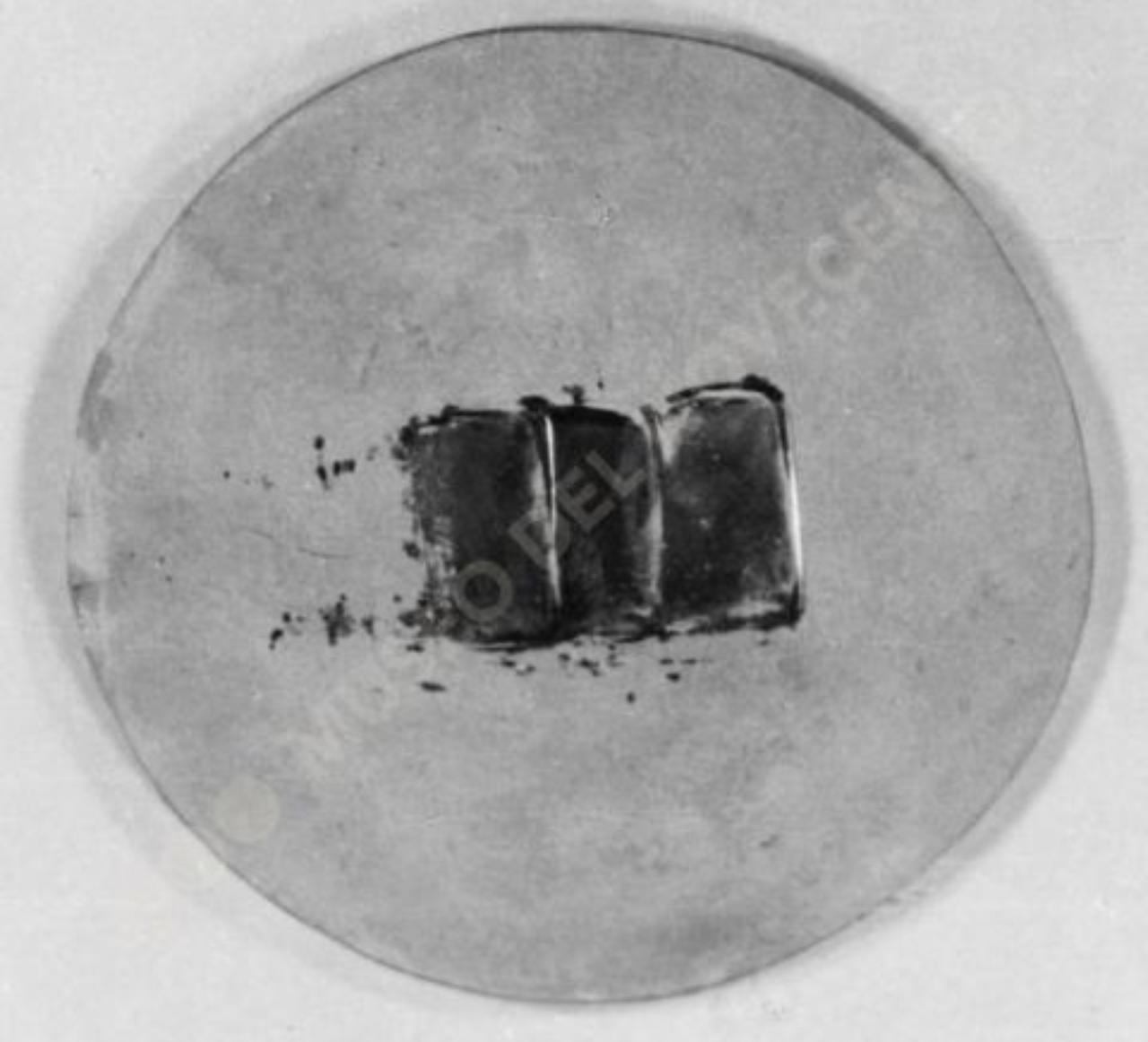 Medaglia a impronta, composizione astratta (bassorilievo) di Guerrini, Lorenzo (seconda metà sec. XX)