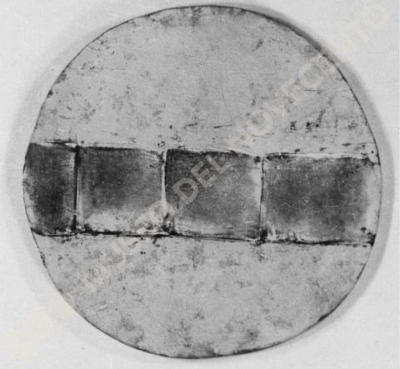 Medaglia a impronta, composizione astratta (bassorilievo) di Guerrini, Lorenzo (seconda metà sec. XX)