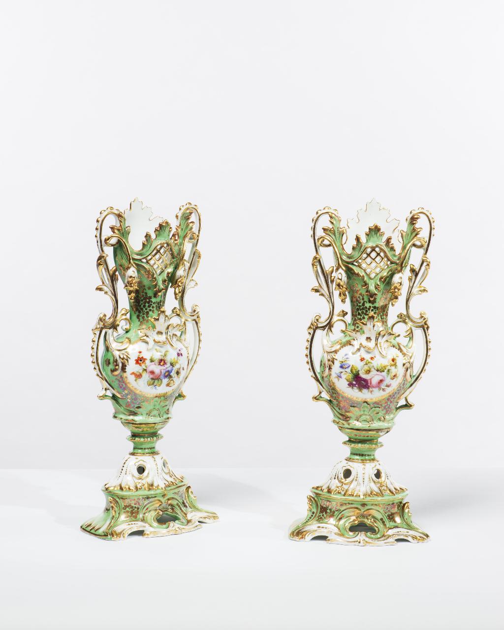 vaso - manifattura francese (terzo quarto sec. XIX)