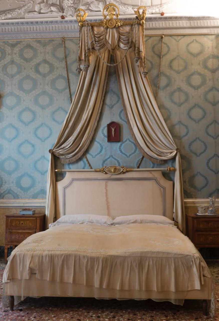 letto - bottega lombarda (secondo quarto sec. XIX)
