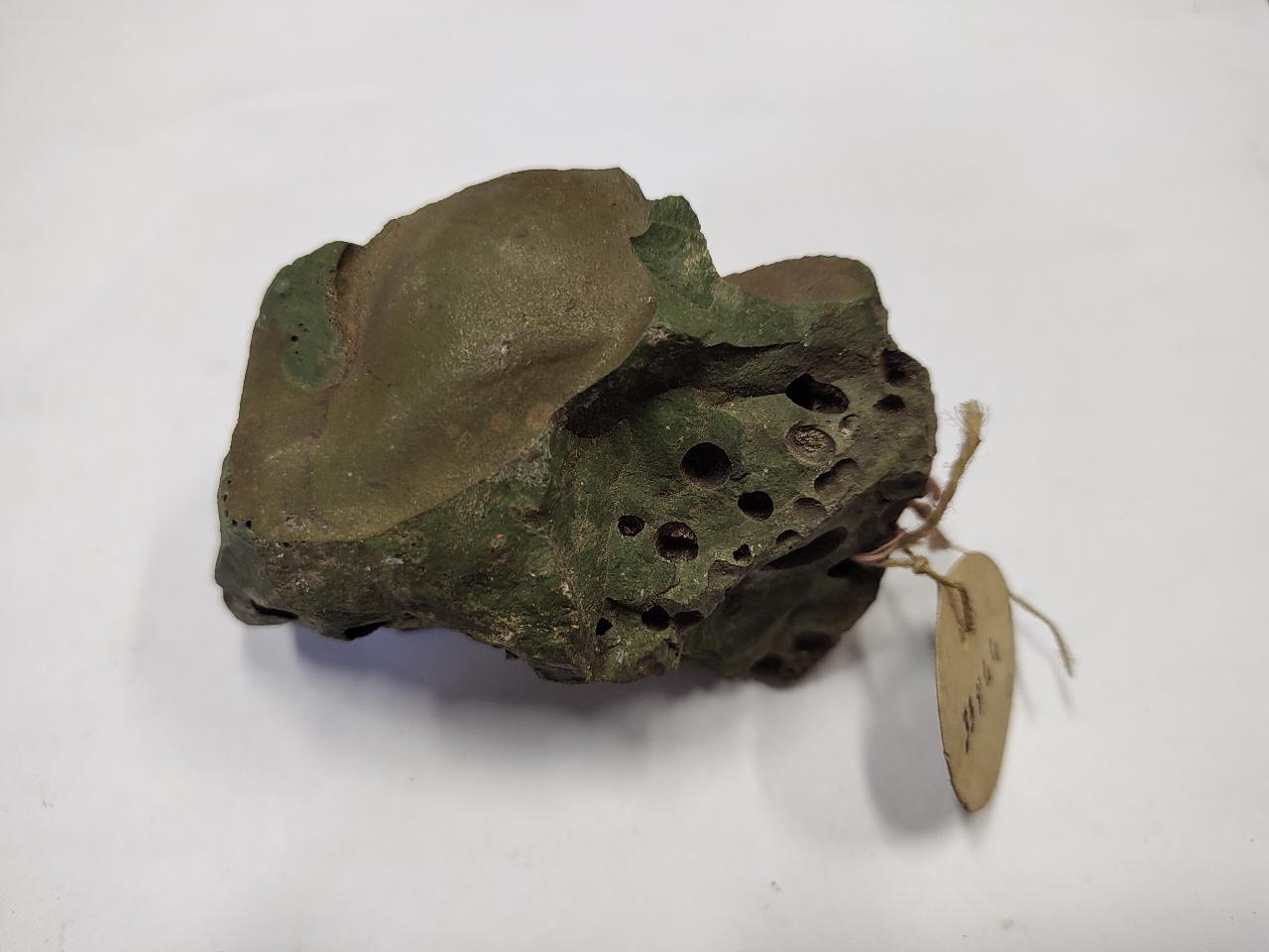 frammento di roccia - ambito Europeo (seconda metà sec. XX)