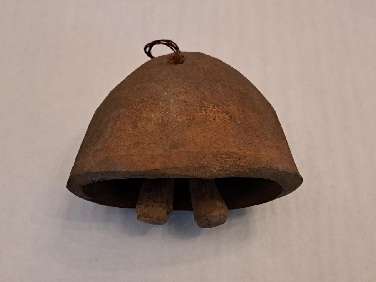 campana - ambito Africa orientale (prima metà sec. XX)