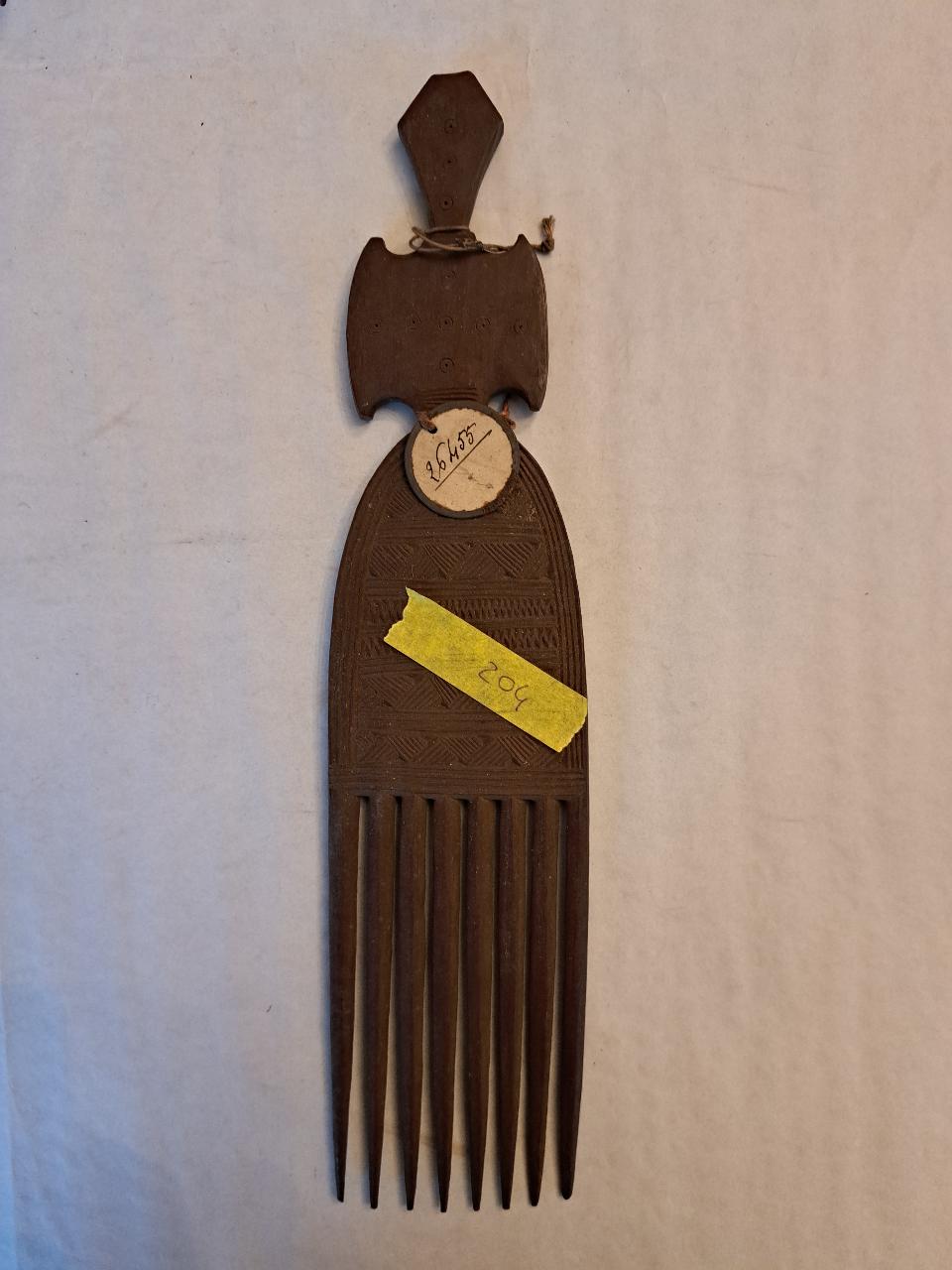 pettine - ambito Africa orientale (fine/ inizio secc. XIX/ XX)
