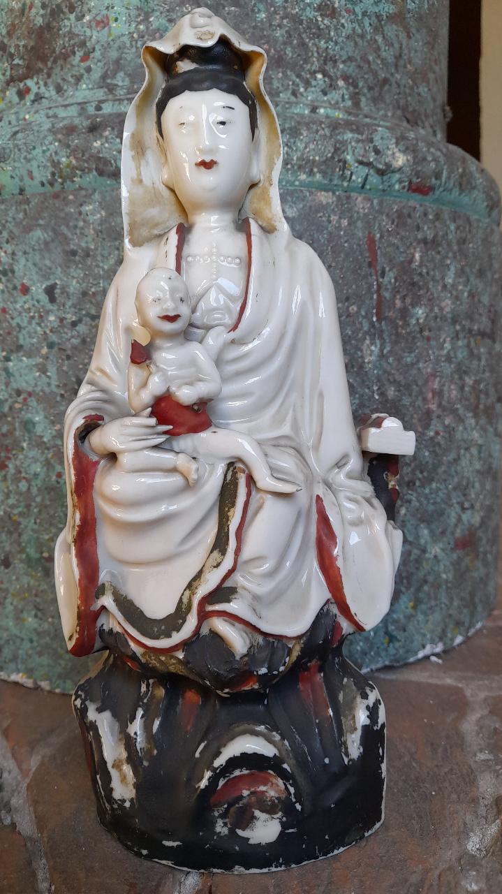 Maria Kannon, Madonna col Bambino (statuetta) - ambito giapponese (secc. XVII/ XVIII)