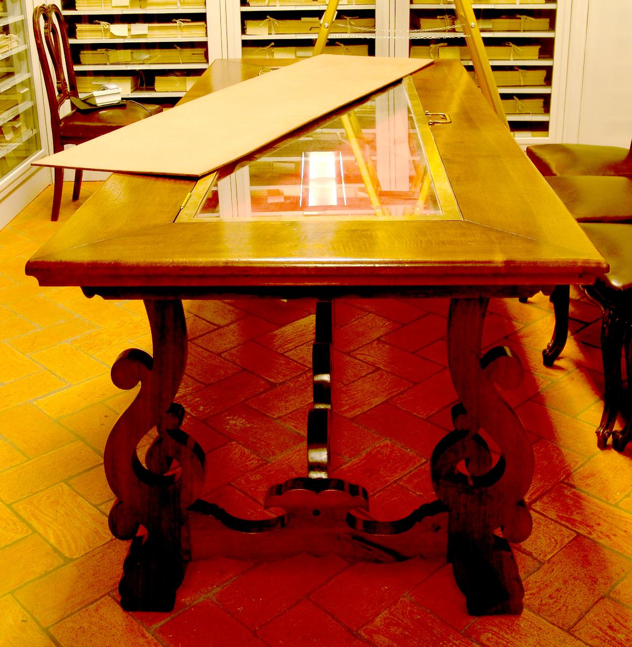 Tavolo fratino, tavolo fratino (fratino) - ambito italiano (n.d.)