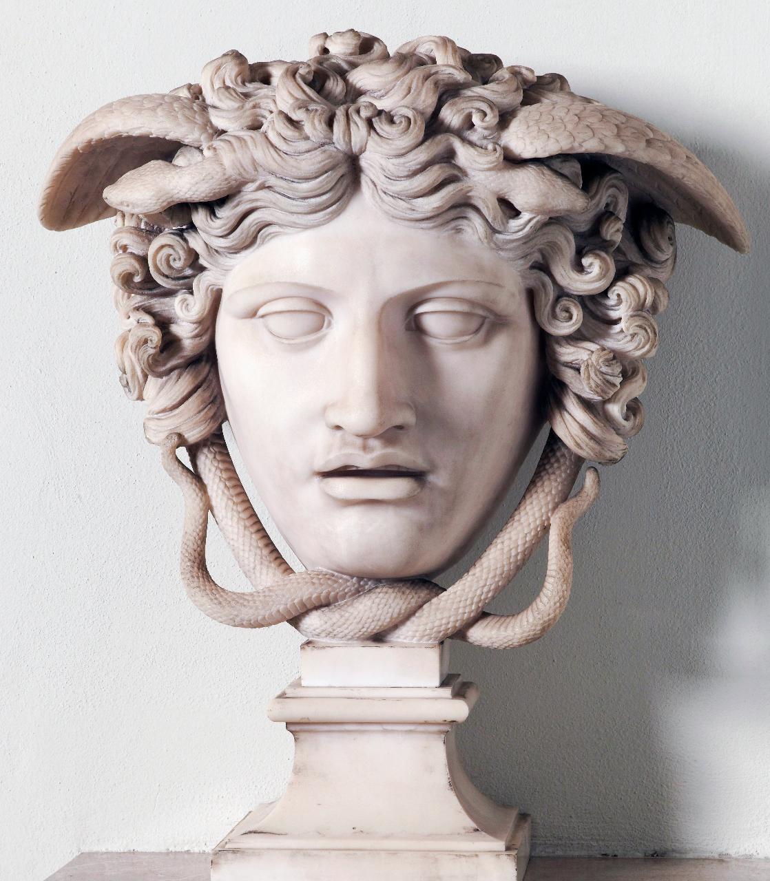 Testa di Medusa, testa di Medusa (statua) - ambito italiano (prima metà sec. XIX)