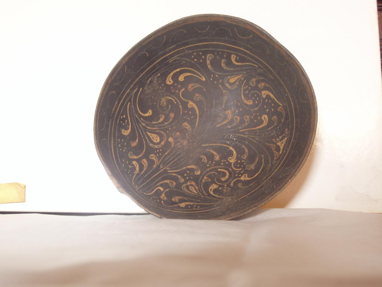 Ciotola, motivi decorativi geometrici (ciotola) - ambito peruviano (prima metà sec. XIX)