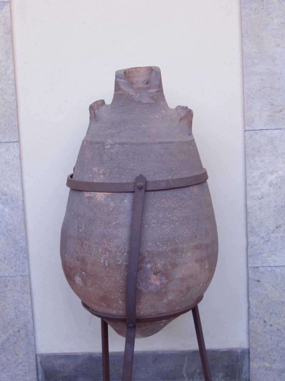 anfora in terracotta (anfora) - n.d. (n.d.)