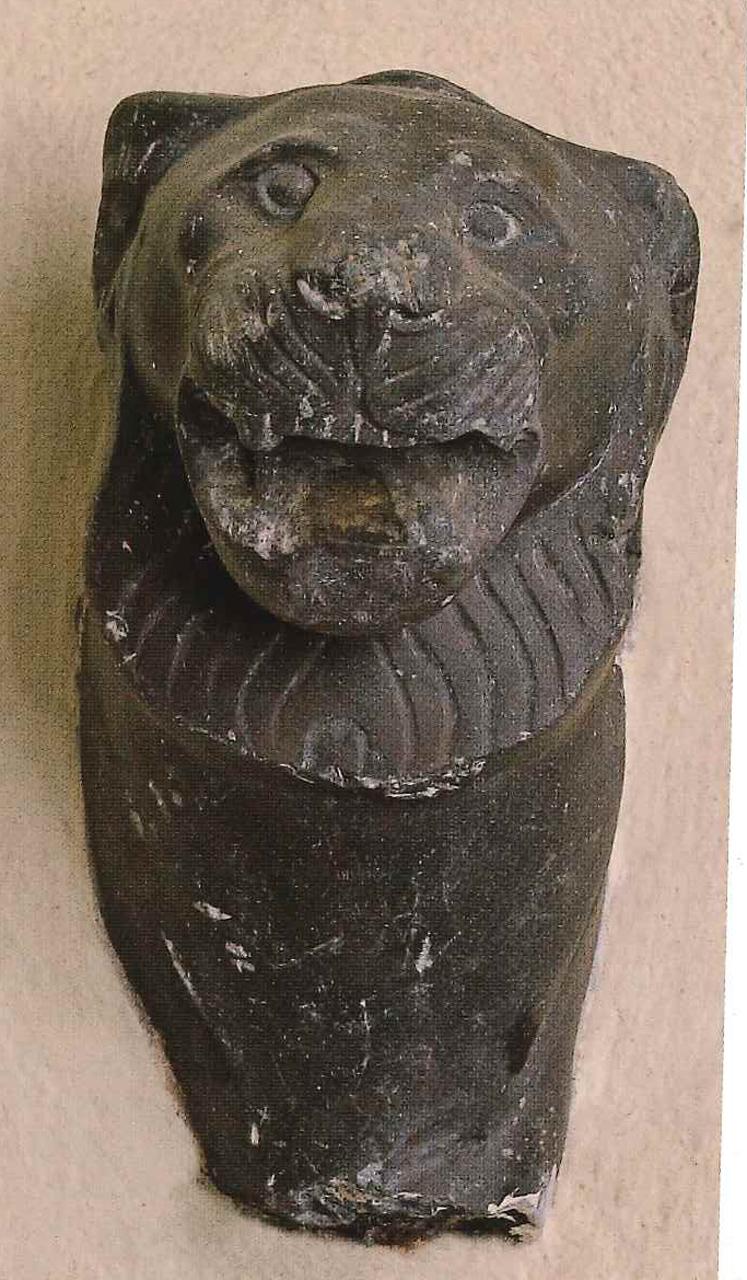 Frammento di figura di leone, leone (statua) - n.d. (secc. IV a.C./ I d.C.)