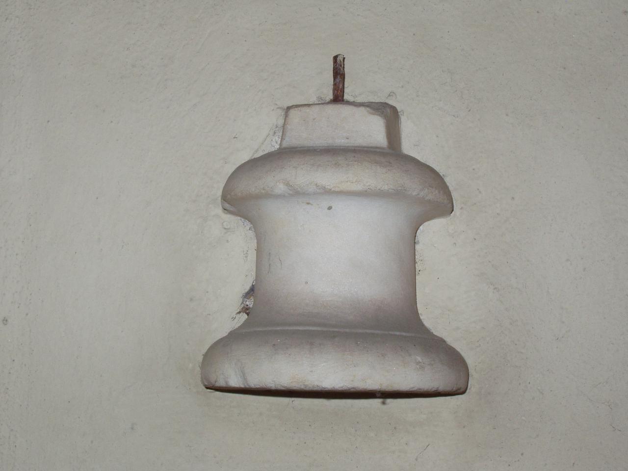 oggetto non identificato di autore ignoto (n.d.)