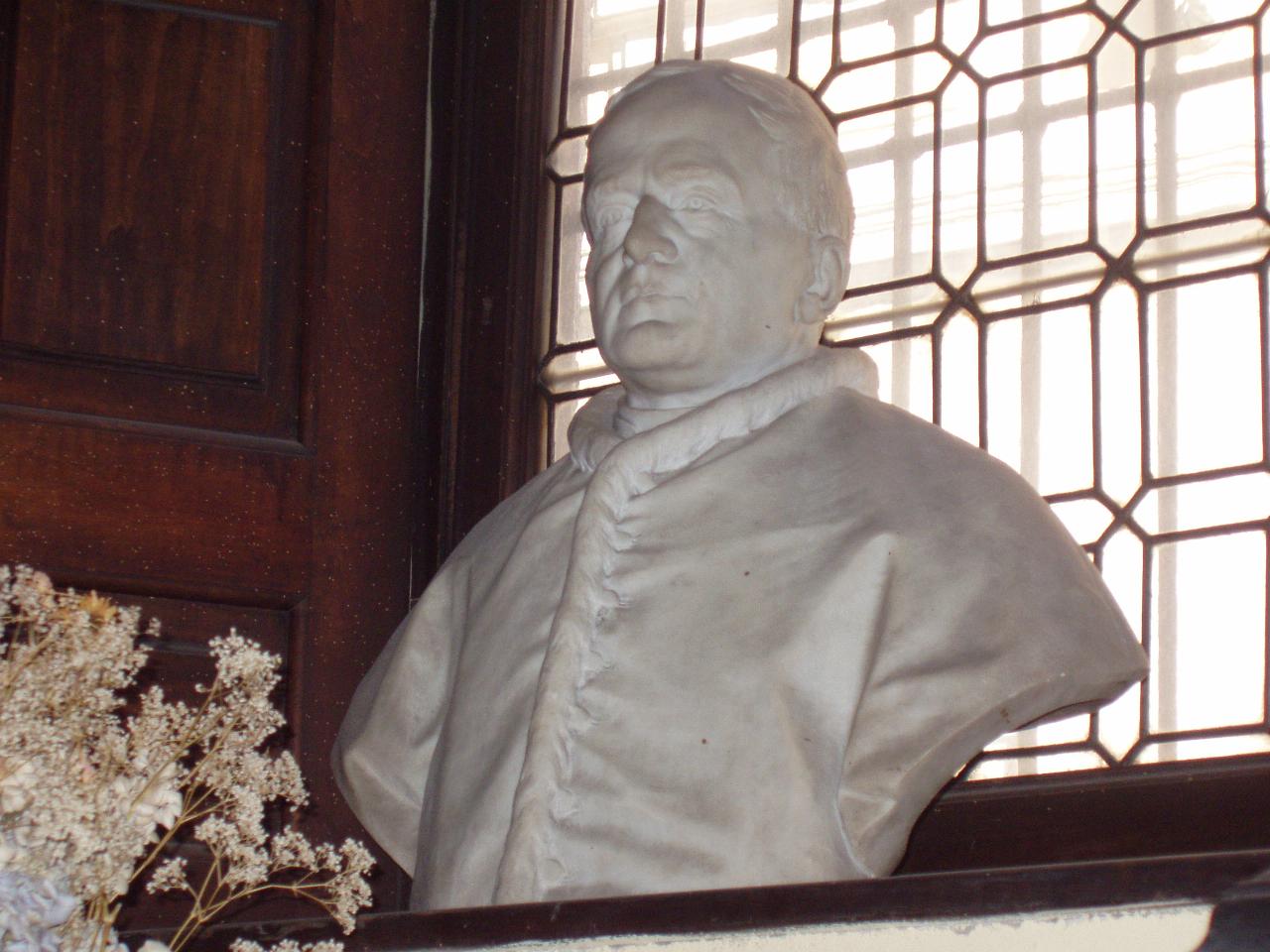 Busto di Papa Pio XI (busto) di Galli, Guido Giuseppe (primo quarto sec. XX)