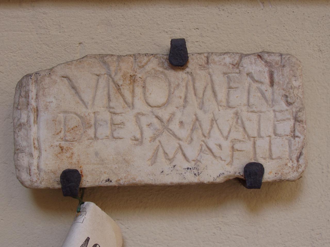 Frammento di lastra (lastra) - n.d. (sec. II)